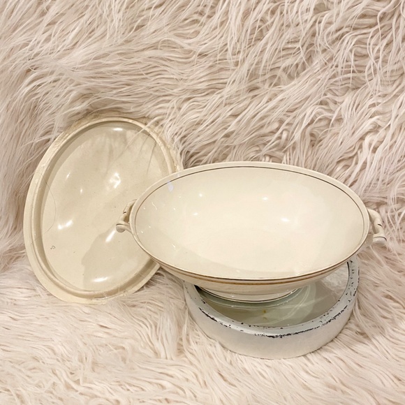 Vintage Georgian Homer Laughlin Covered Oval Dish - Picture 4 of 8